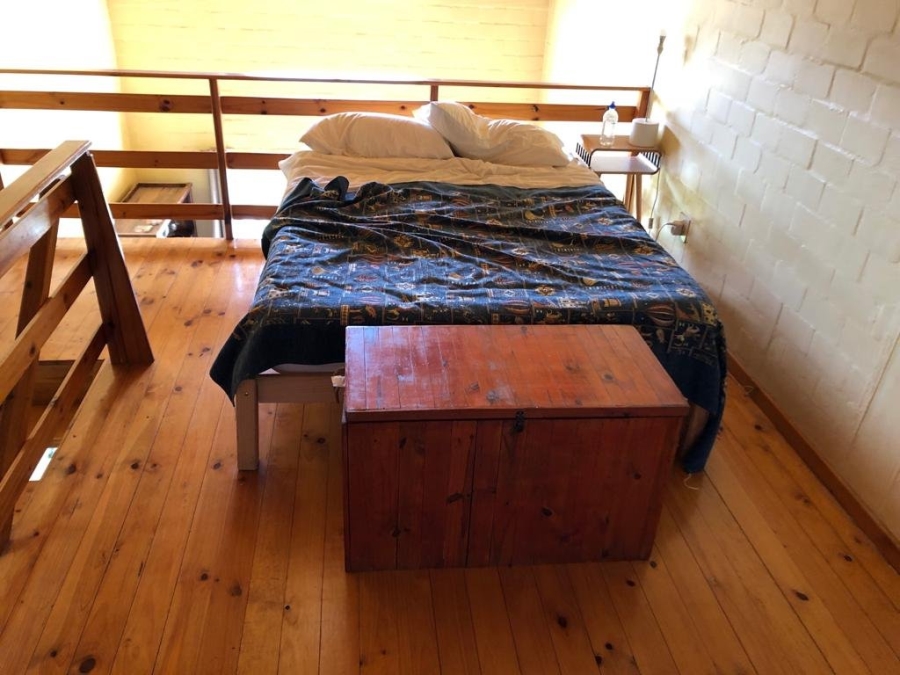 To Let 1 Bedroom Property for Rent in Kenilworth Western Cape